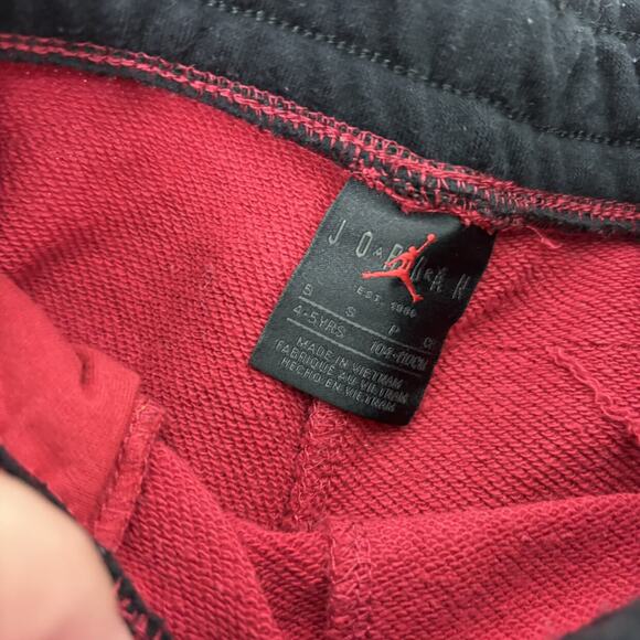 Sweat Shorts Bundle Size 4-5 - Picture 3 of 7